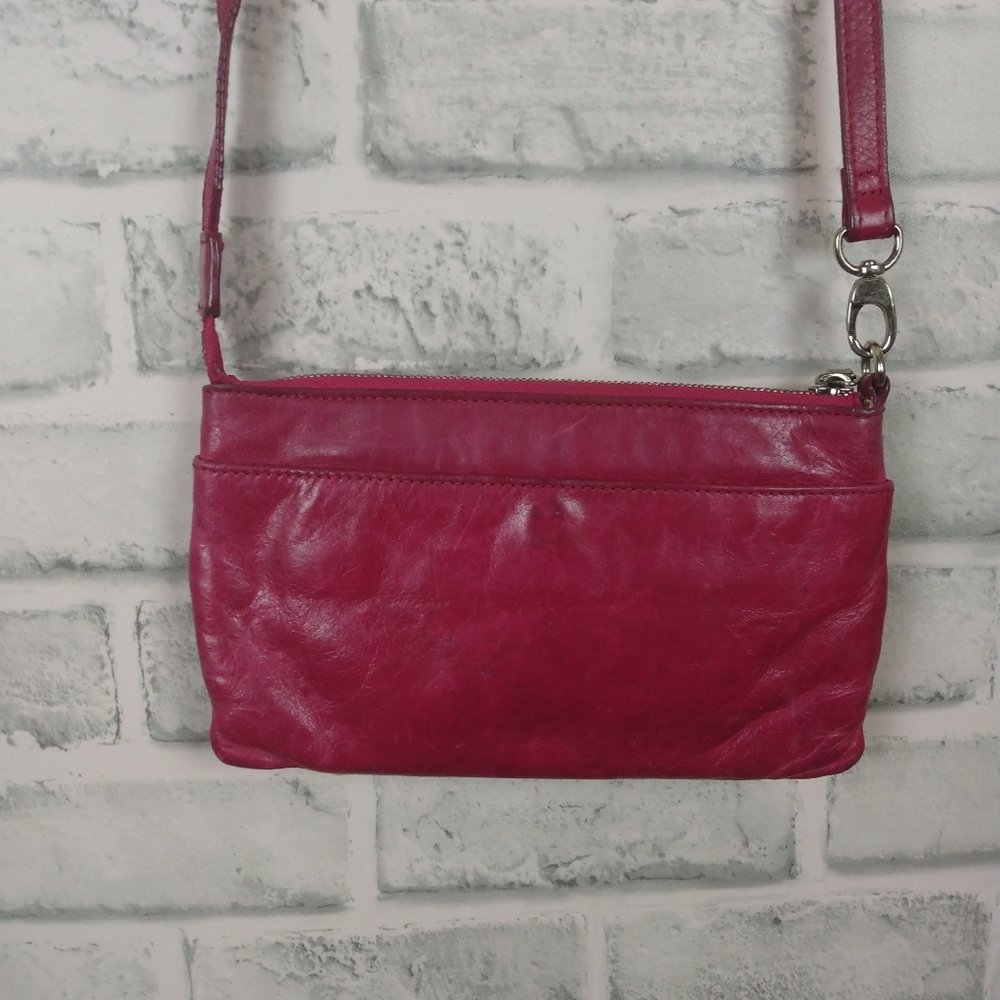 Vintage Hobo Crossbody in Pink - Picture 5 of 6